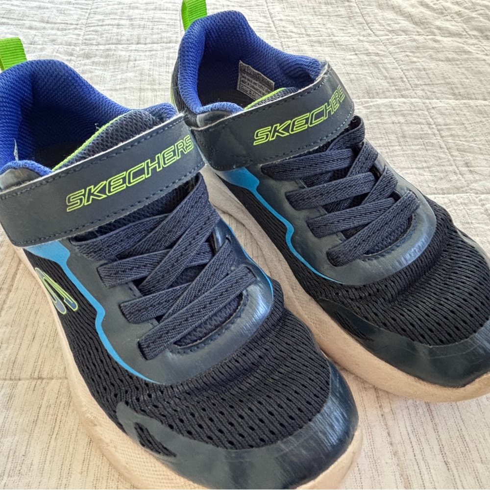 Skechers Kids' Navy and Lime Velcro Sneakers. Size 2.